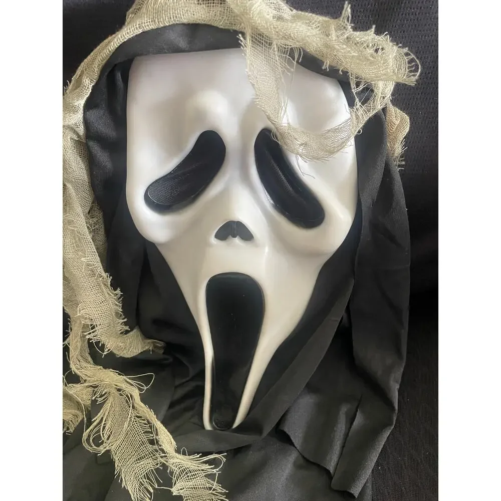 SCREAM GHOST FACE CRYPT CREATURE GAUZE MASK HALLOWEEN COSTUME PRE OWNED